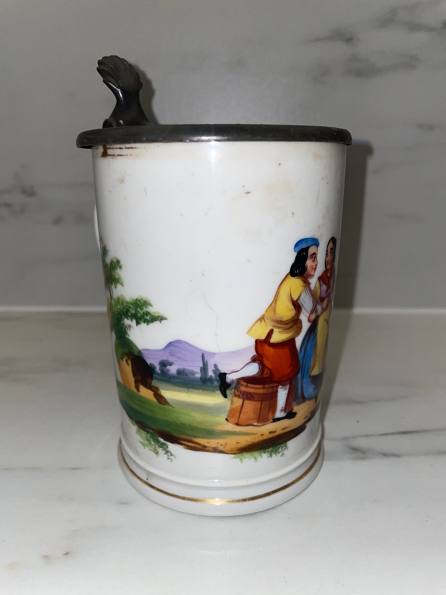 Chope en Porcelaine Biedermeier / Vieux Paris avec Couvercle PVT
