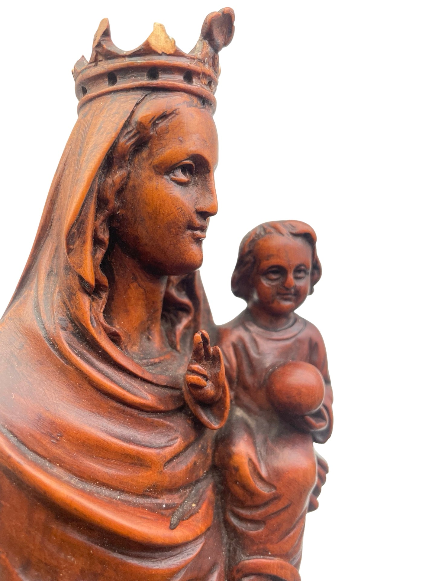 1- Vierge à l’Enfant Jésus – Sculpture en bois, XIXe siècle