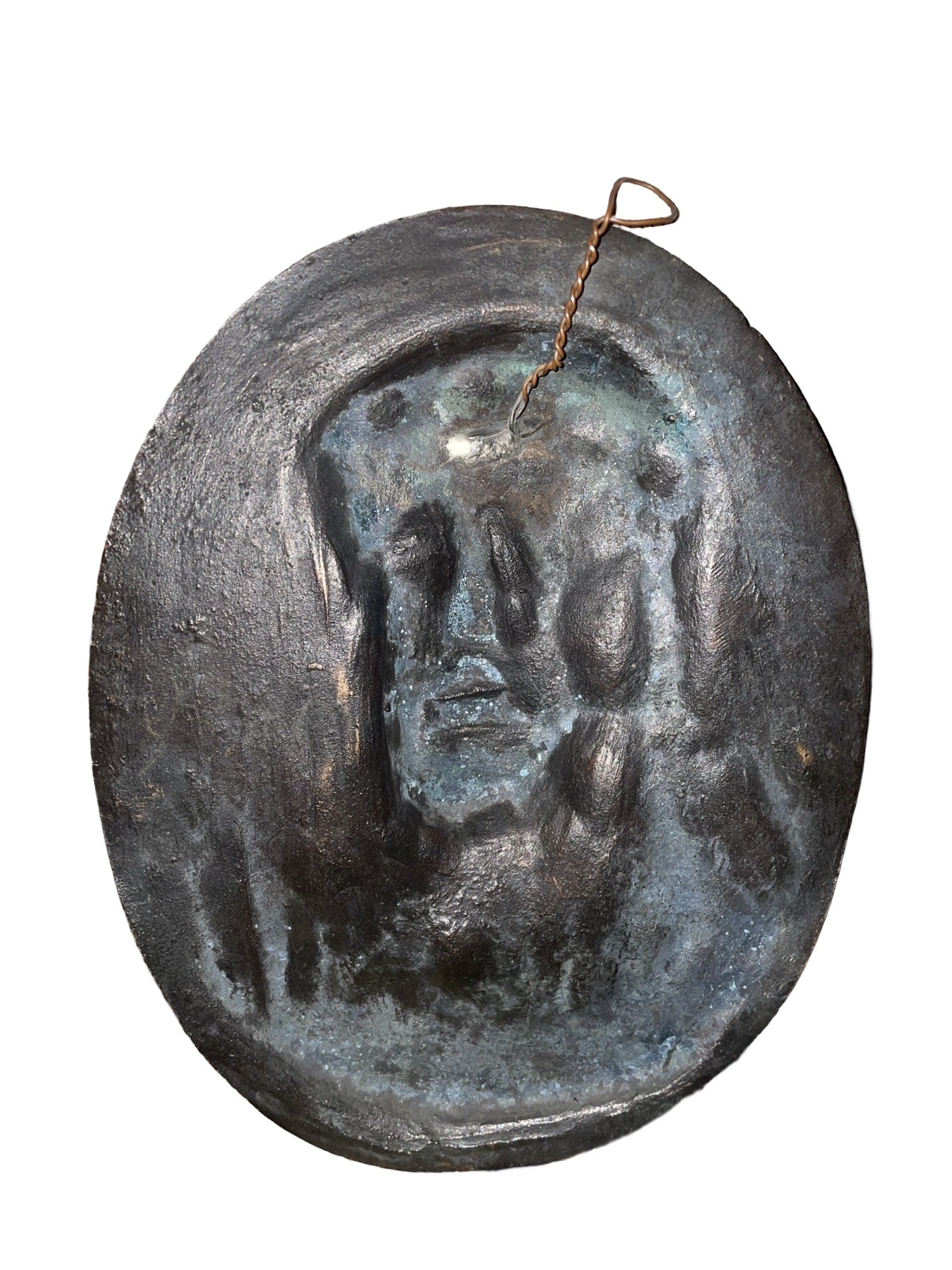 Sculpture en Relief Ovale en Bronze Patiné – Tête de Christ
