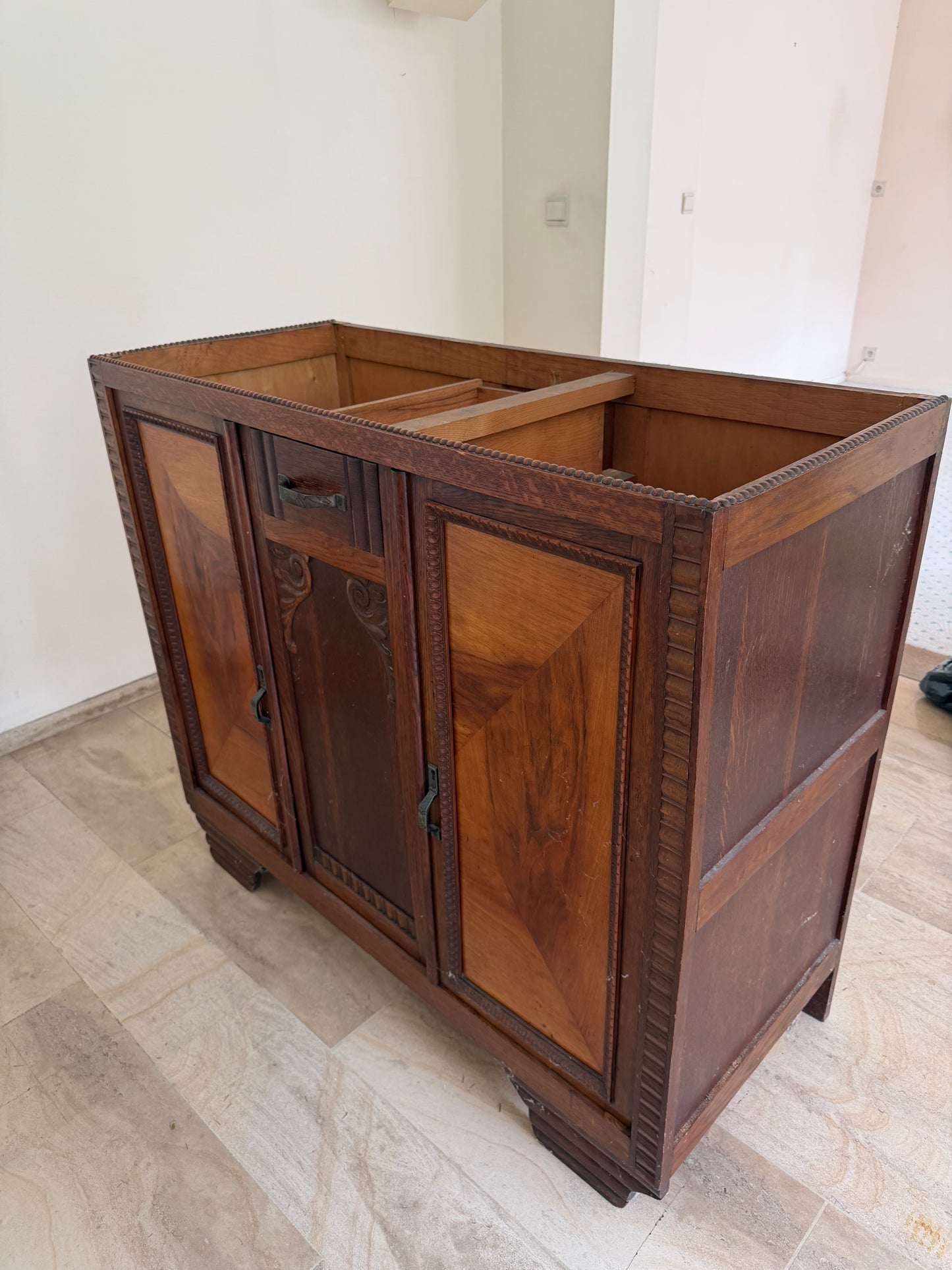 1 - Buffet / meuble Art Déco en chêne massif à restaurer