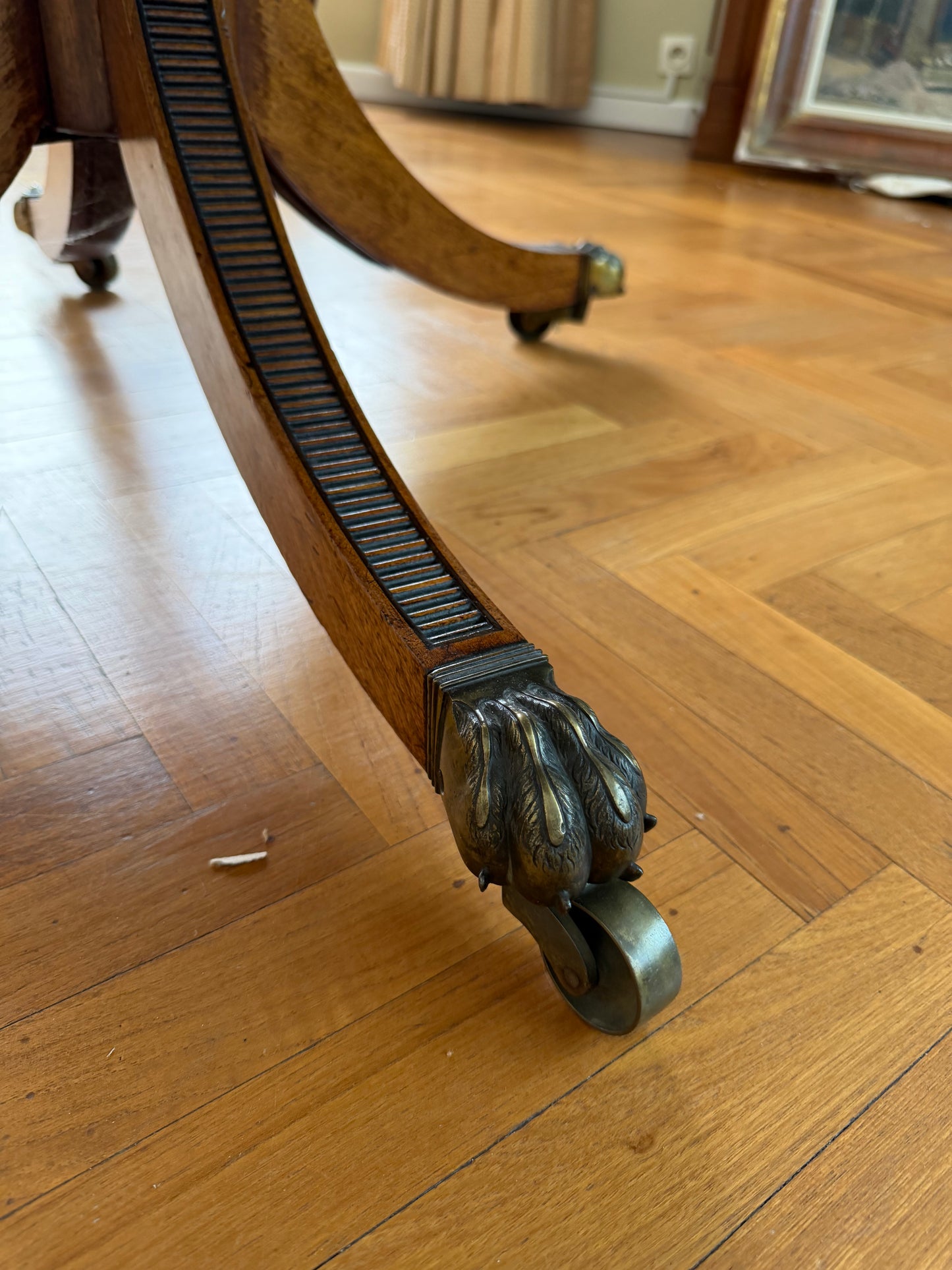 1 - Table à abattants de style Regency en acajou