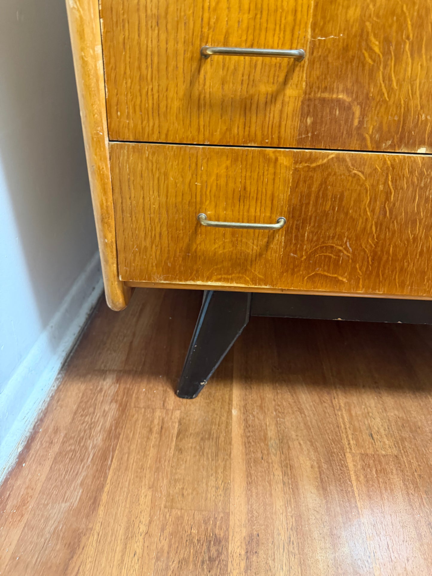 1 - Commode vintage années 50 en chêne – style scandinave