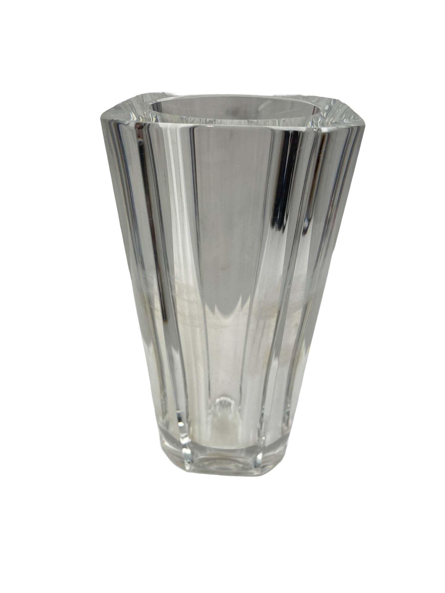 Petit vase en cristal – Baccarat – Circa 1950 – Cachet à la base