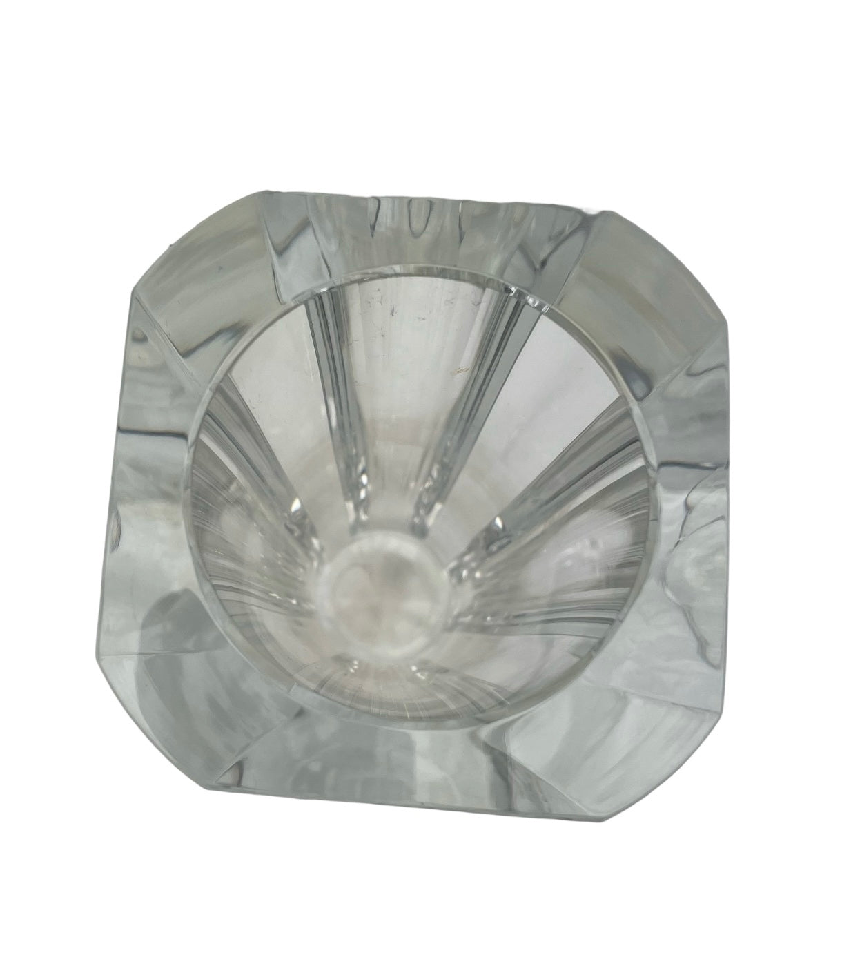Petit vase en cristal – Baccarat – Circa 1950 – Cachet à la base
