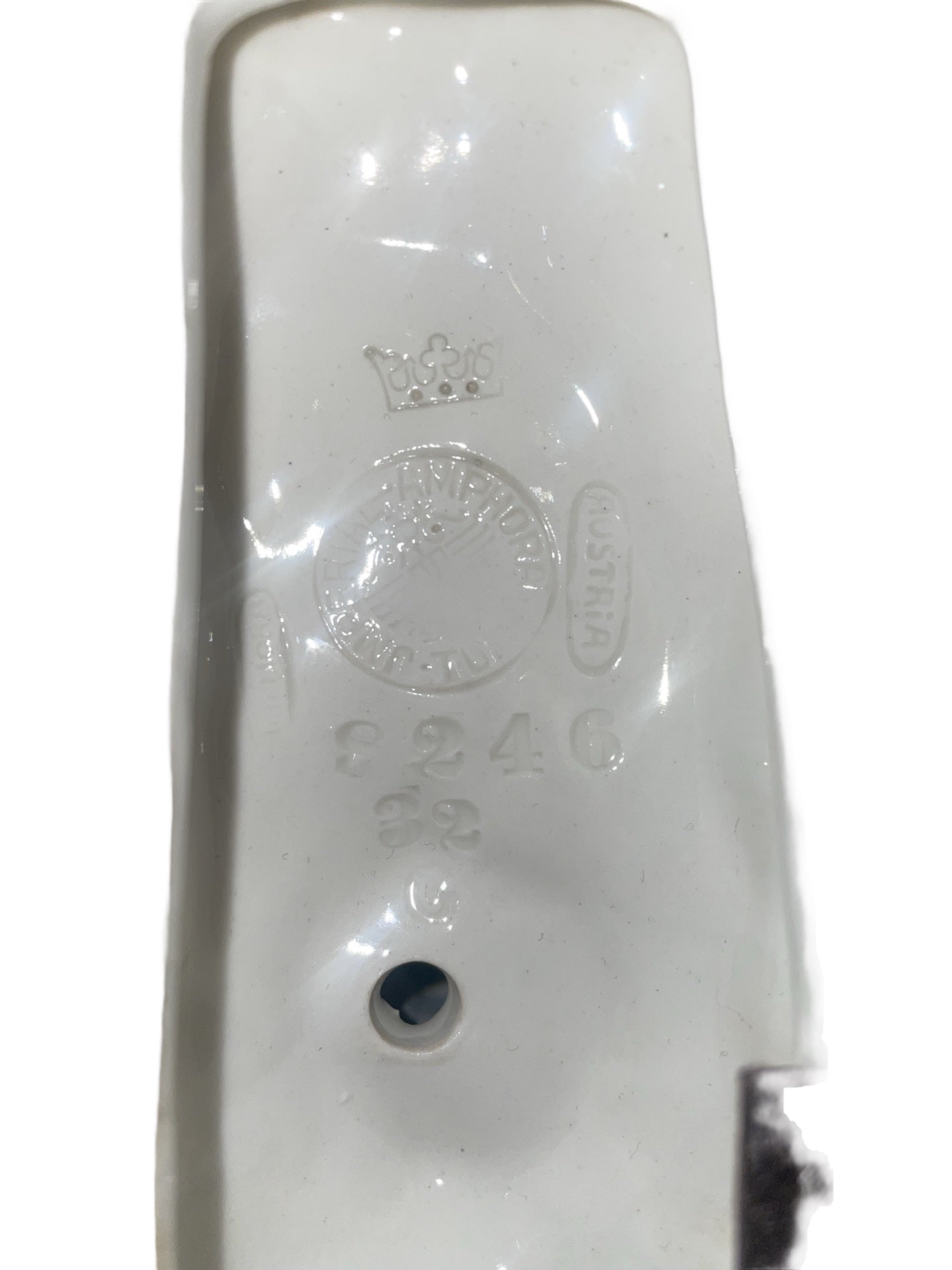 Amphora Imperial Turn Austria - Chamelier en porcelaine – Modèle 8240-32 – Riessner, Stellmacher & Kessel
