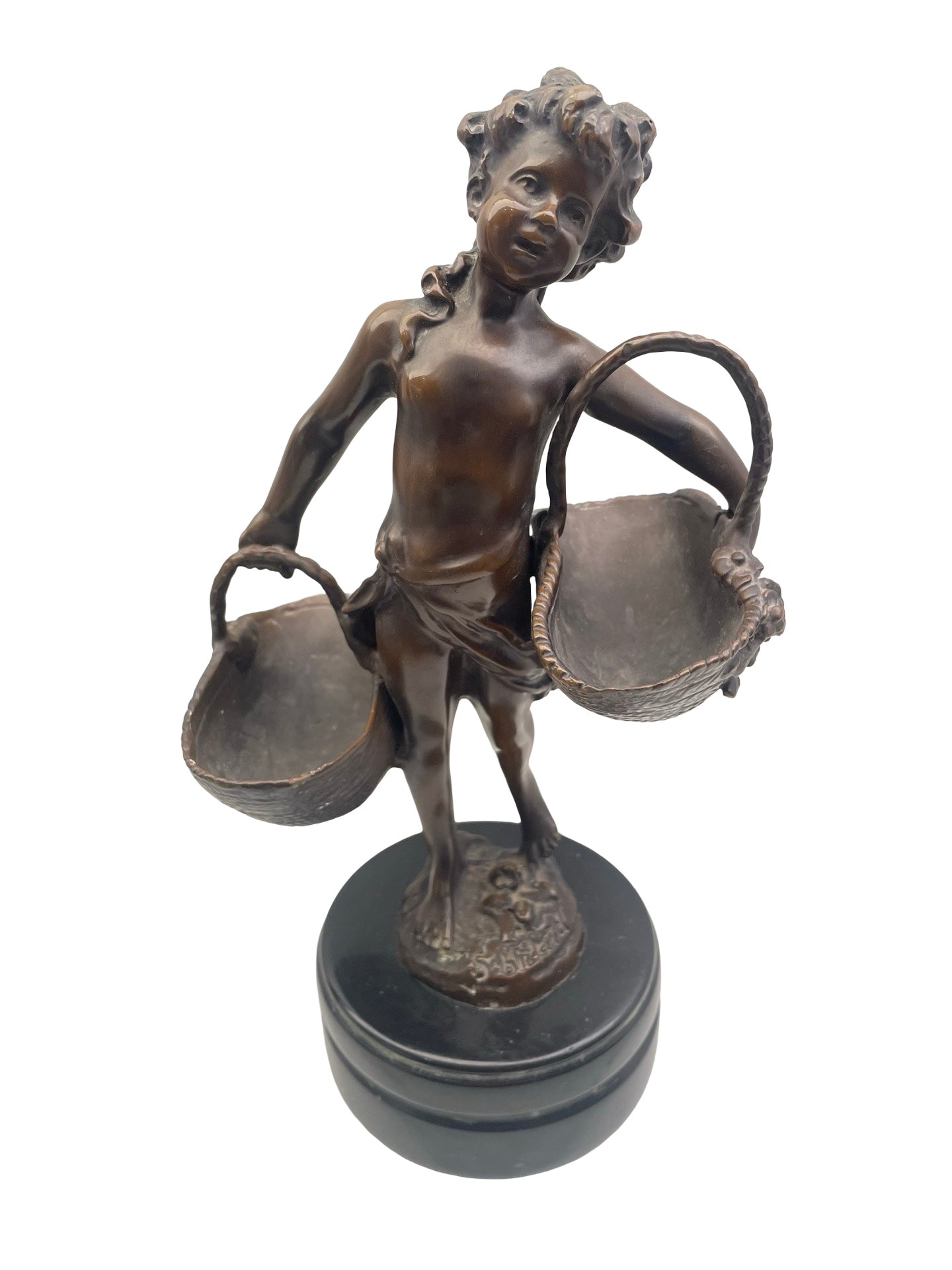 Statue en bronze jeune fille aux paniers - Suzanne Bizard