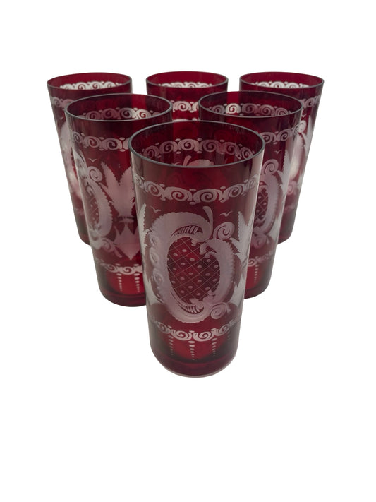 Ensemble de 6 gobelets en cristal de Bohême rouge – Décor d’oiseaux