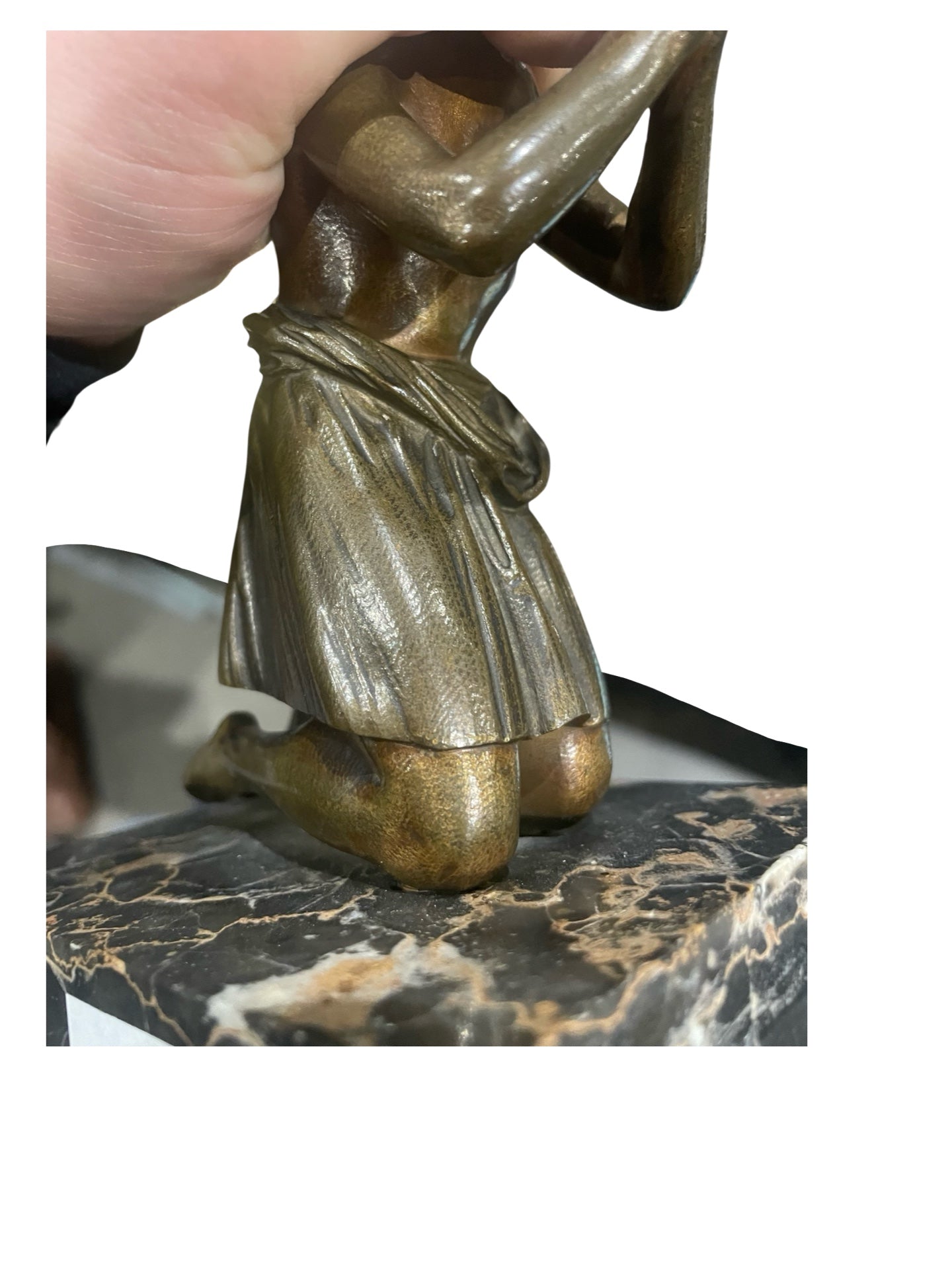 Sculpture en Bronze : Dame en Prière Circa 1900