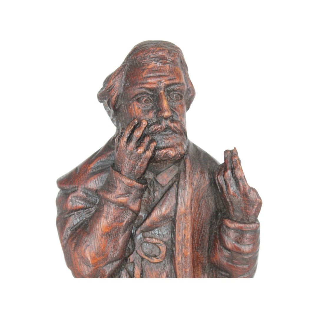 1 - Personnage religieux en bois sculpté – XIXᵉ siècle